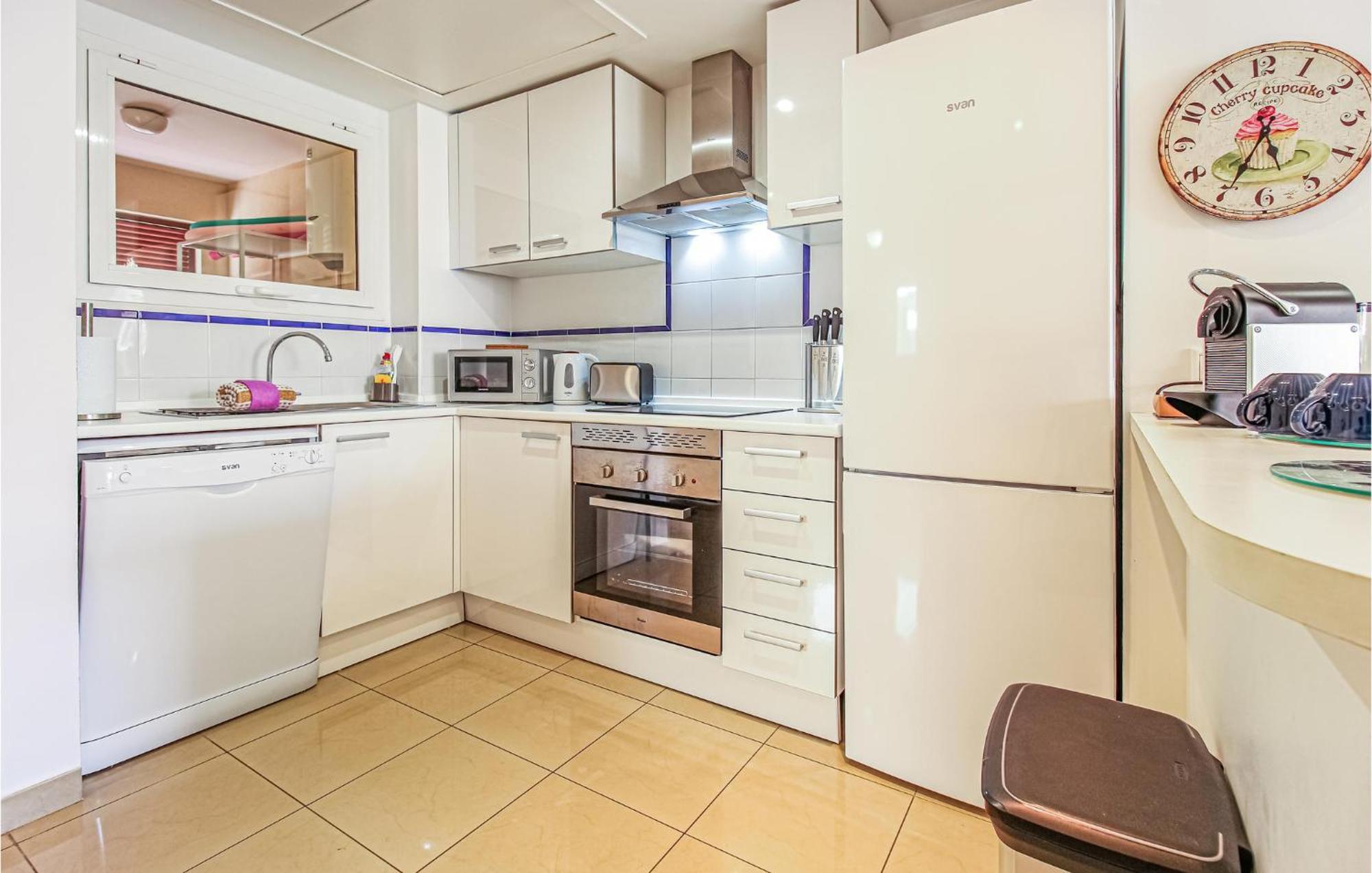 Awesome Apartment In Orihuela With Kitchen بلايا فلامنكا المظهر الخارجي الصورة